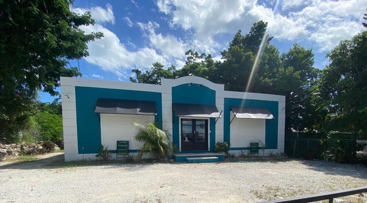 2. Commercial for Sale at Village Road, Nassau and Paradise Island Bahamas