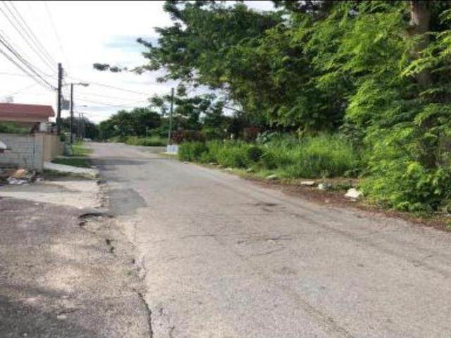 11. Commercial for Sale at Bernard Road, Nassau and Paradise Island Bahamas