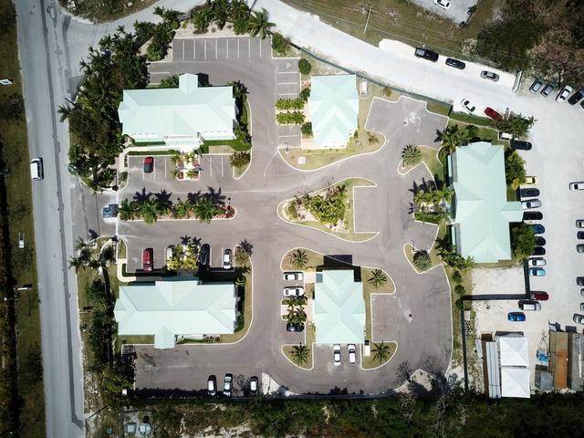 2. Commercial for Sale at Lyford Cay, Nassau and Paradise Island Bahamas