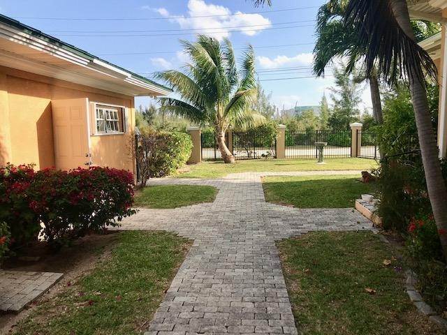 30. Single Family Homes for Sale at Other Bahamas, Other Areas In The Bahamas Bahamas