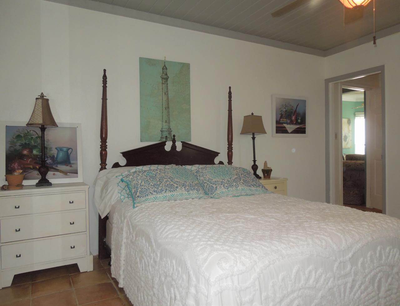 7. Single Family Homes for Sale at Whale Point, Eleuthera Bahamas