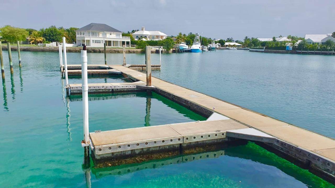 22. Single Family Homes for Sale at Yamacraw, Nassau and Paradise Island Bahamas