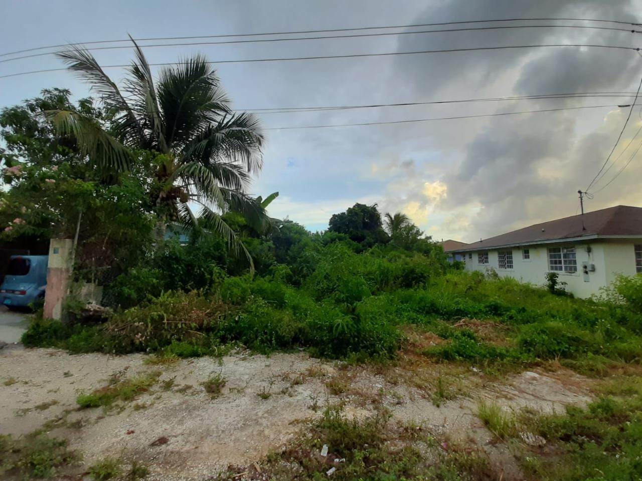 3. Land for Sale at Fox Hill, Nassau and Paradise Island Bahamas