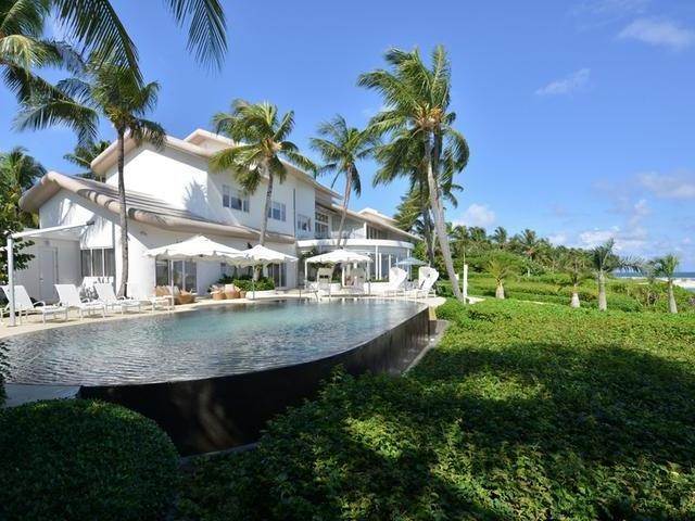 11. Single Family Homes for Sale at Paradise Island, Nassau and Paradise Island Bahamas