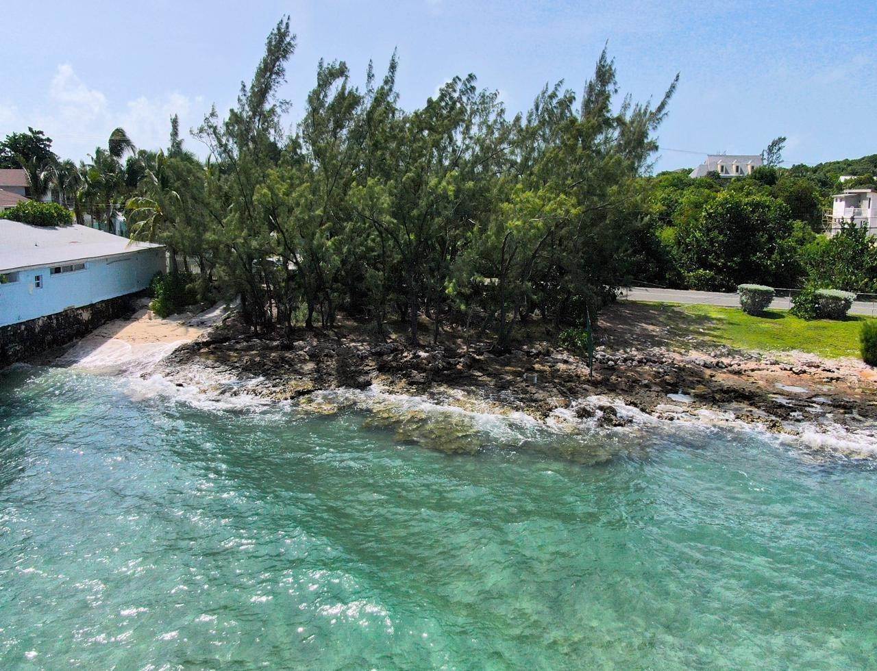 18. Single Family Homes for Sale at Winton, Nassau and Paradise Island Bahamas
