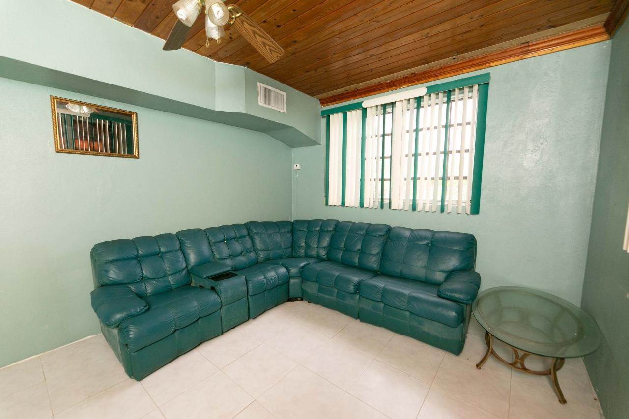 11. Single Family Homes for Sale at Yamacraw, Nassau and Paradise Island Bahamas