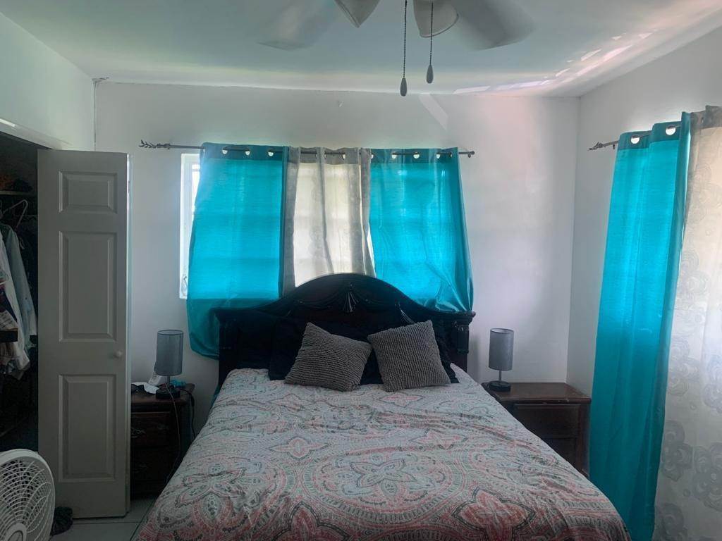 6. Multi-Family Homes for Sale at Prince Charles Drive, Nassau and Paradise Island Bahamas