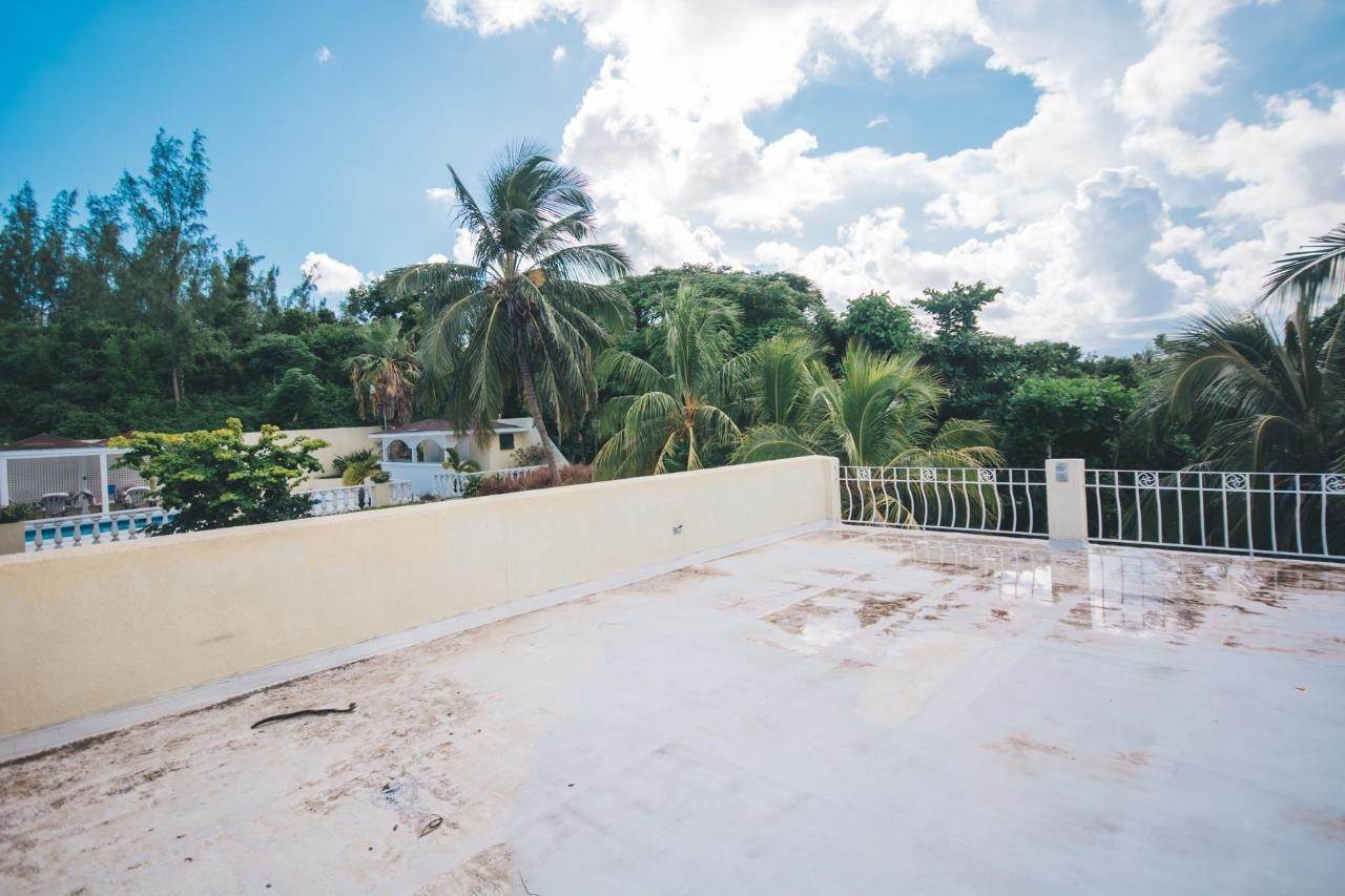 21. Single Family Homes for Sale at Eastern Road, Nassau and Paradise Island Bahamas