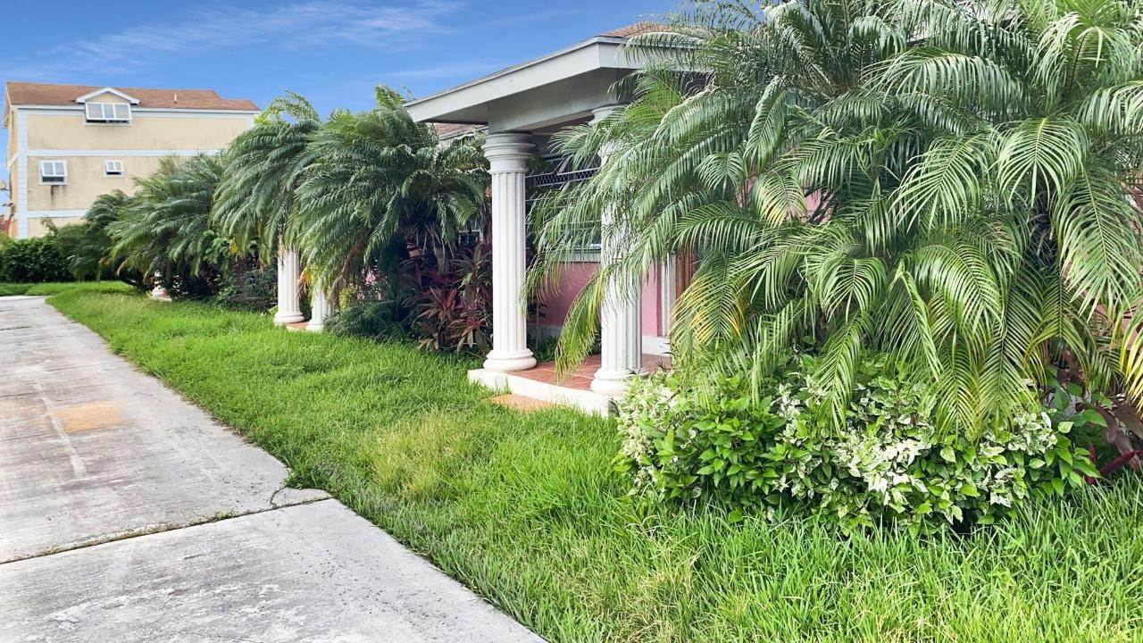 Multi-Family Homes for Sale at Carmichael Road, Nassau and Paradise Island Bahamas