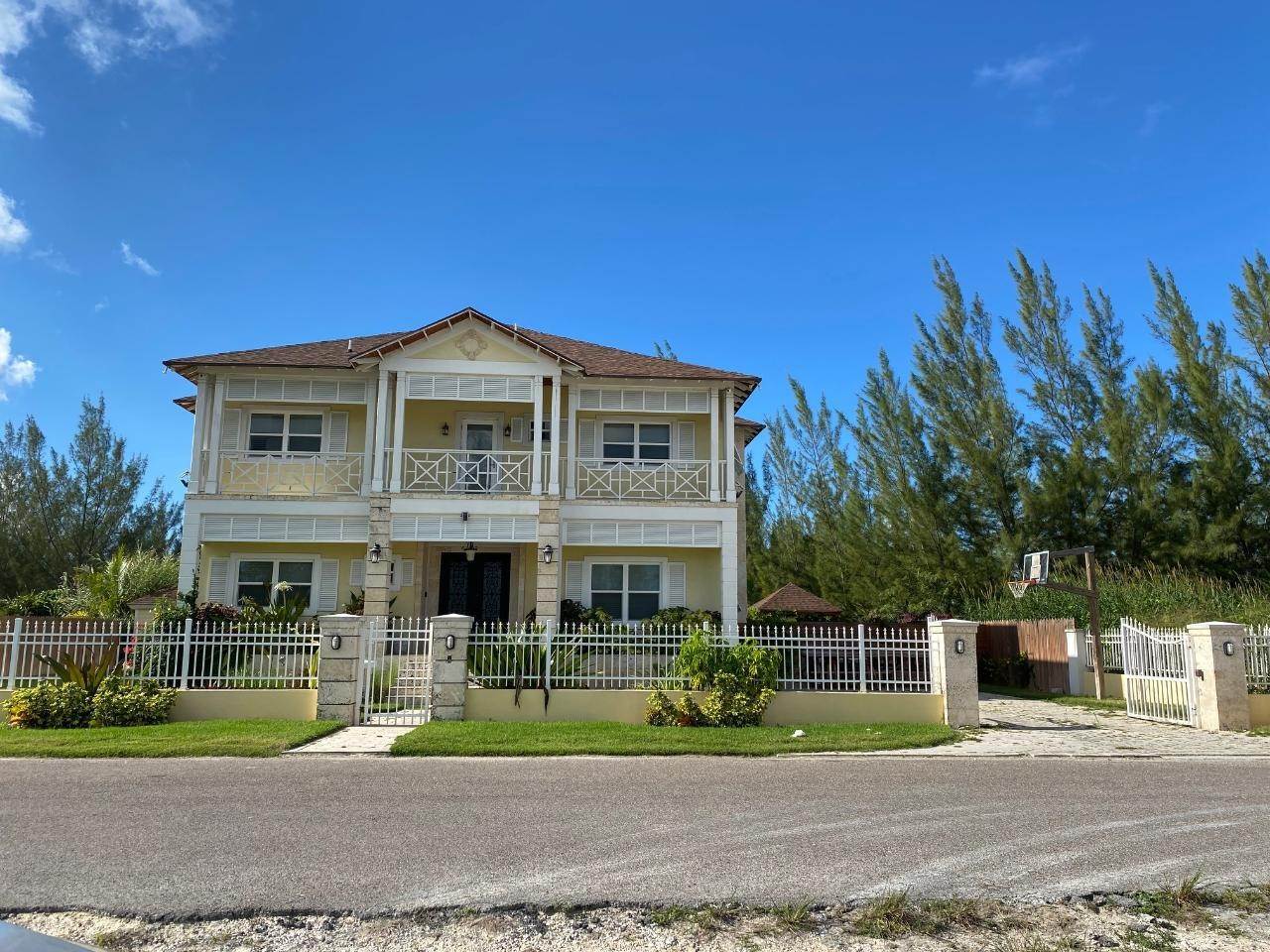 1. Single Family Homes for Rent at Westridge, Nassau and Paradise Island Bahamas