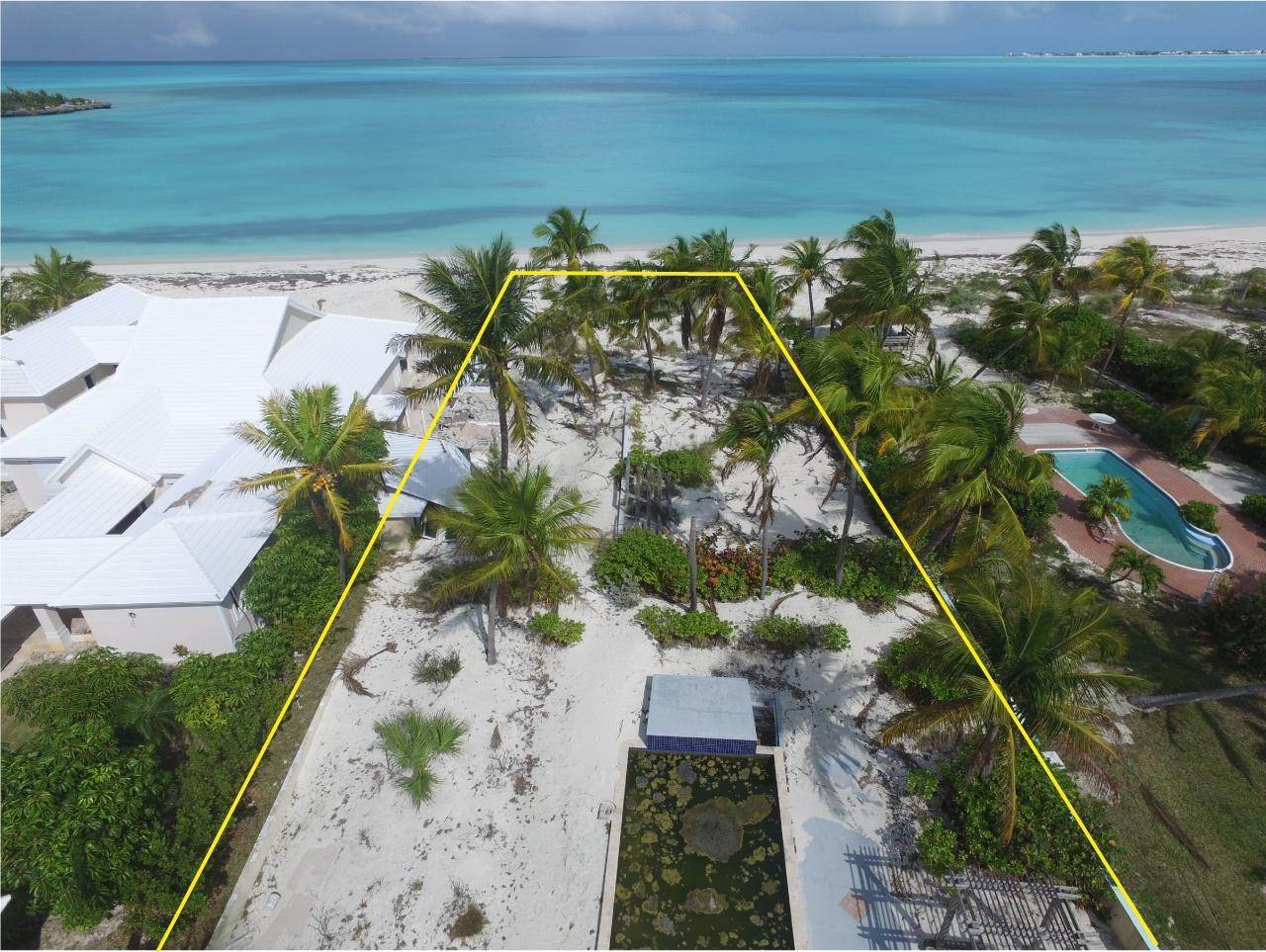 3. Single Family Homes for Sale at Treasure Cay, Abaco Bahamas