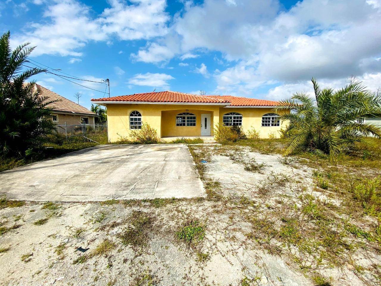 1. Single Family Homes for Sale at Lincoln Green, Freeport and Grand Bahama Bahamas