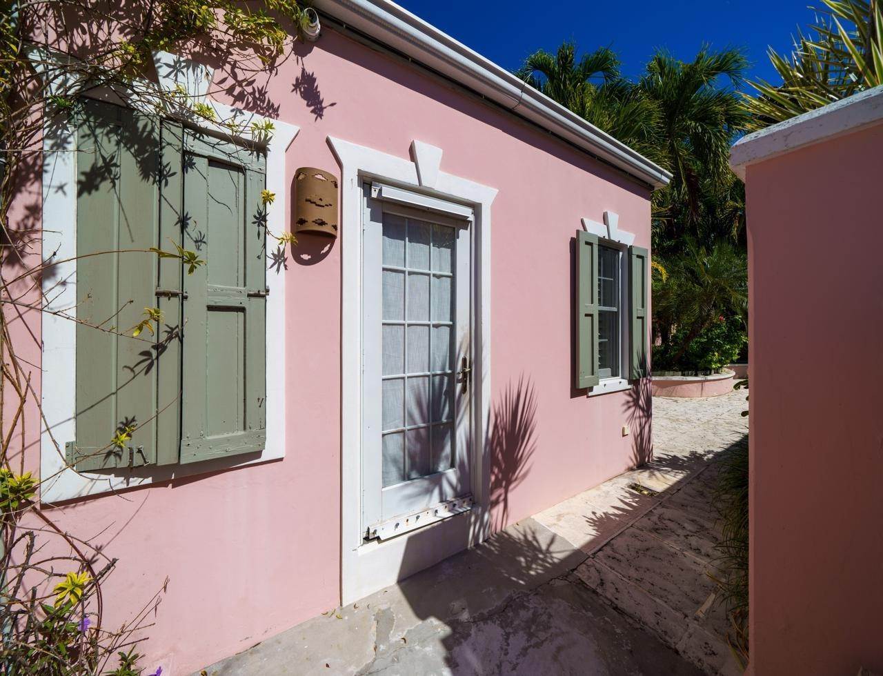 25. Single Family Homes for Sale at Harbour Island, Eleuthera Bahamas