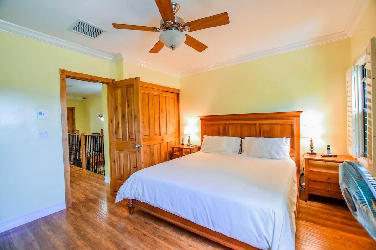 8. Apartments for Rent at Charlotteville, Nassau and Paradise Island Bahamas