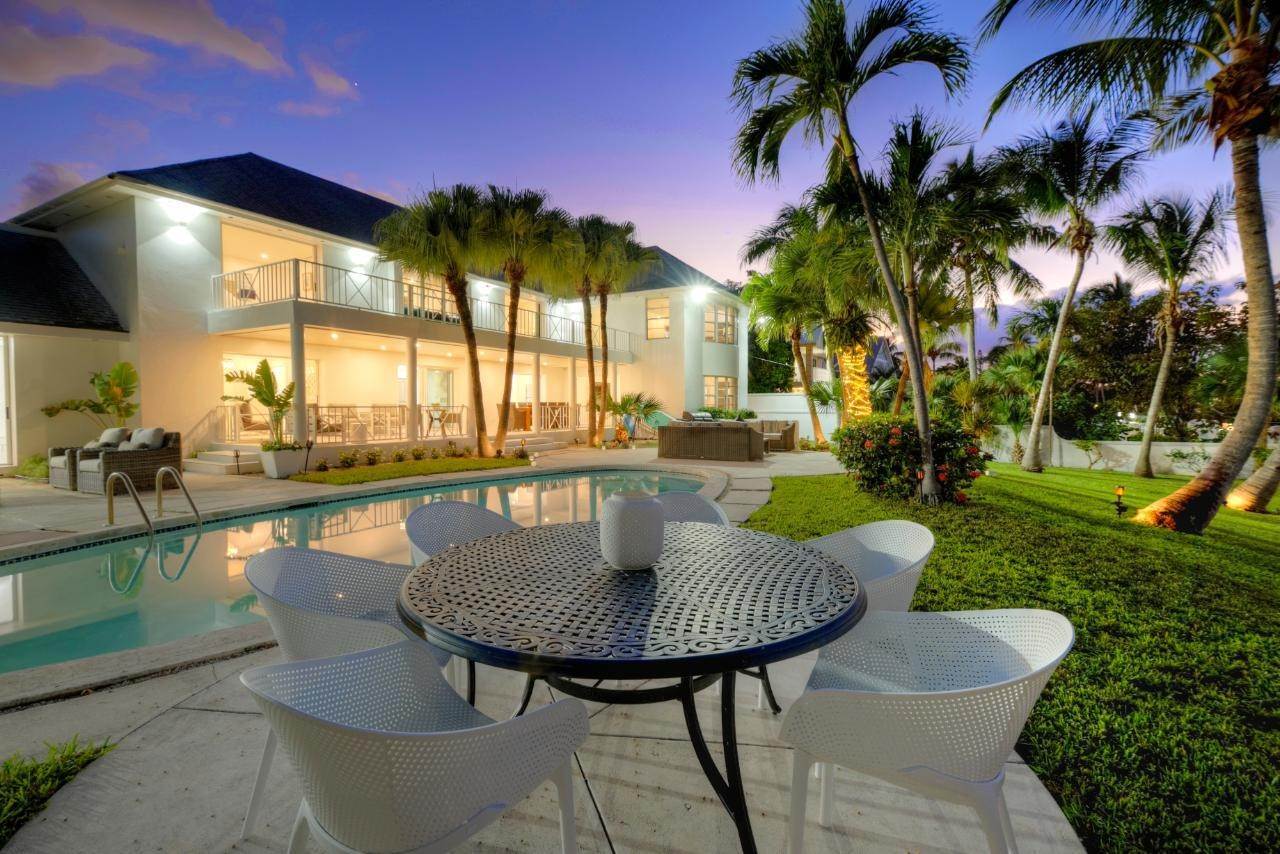 33. Single Family Homes for Sale at Eastern Road, Nassau and Paradise Island Bahamas