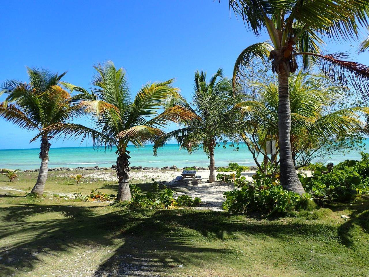 26. Single Family Homes for Rent at Yamacraw, Nassau and Paradise Island Bahamas