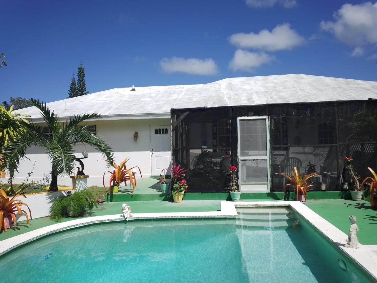 5. Single Family Homes for Sale at Tarpum Bay, Eleuthera Bahamas