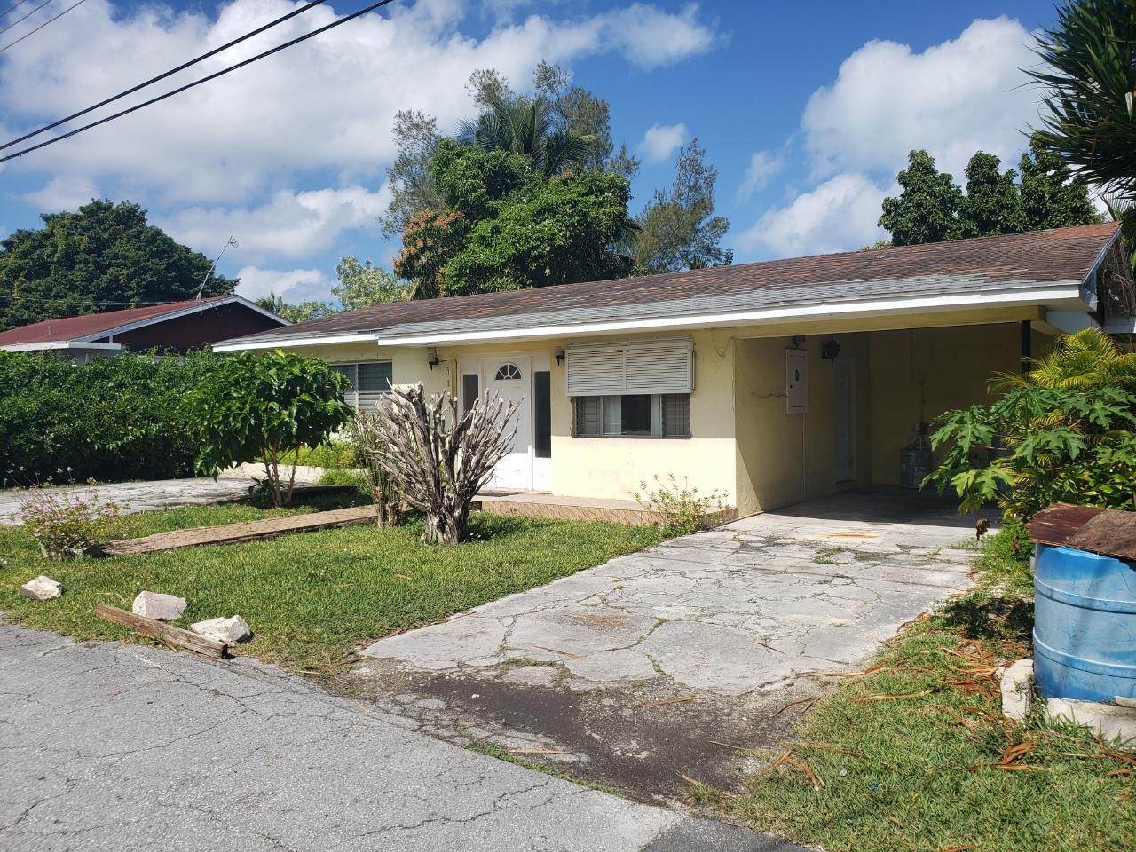 2. Single Family Homes for Sale at Oakes Field, Nassau and Paradise Island Bahamas