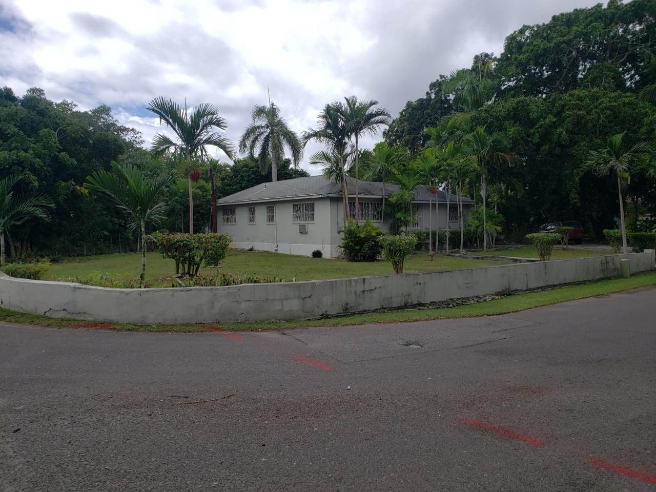 3. Single Family Homes for Sale at Village Road, Nassau and Paradise Island Bahamas