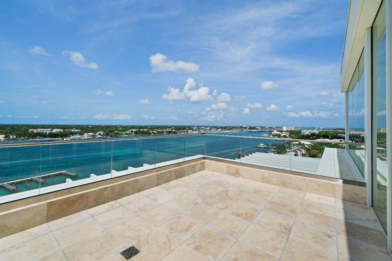 22. Condo for Sale at Paradise Island, Nassau and Paradise Island Bahamas