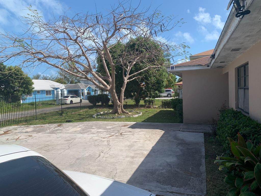 2. Single Family Homes for Sale at Yamacraw, Nassau and Paradise Island Bahamas