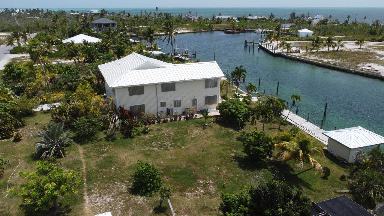 8. Single Family Homes for Sale at Treasure Cay, Abaco Bahamas