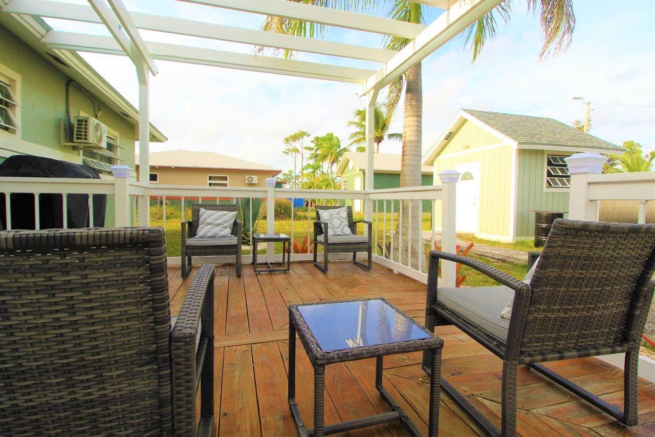 35. Single Family Homes for Sale at Bahamia, Freeport and Grand Bahama Bahamas