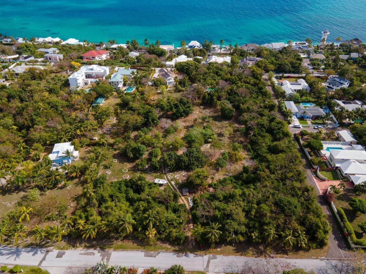 14. Single Family Homes for Sale at Winton, Nassau and Paradise Island Bahamas