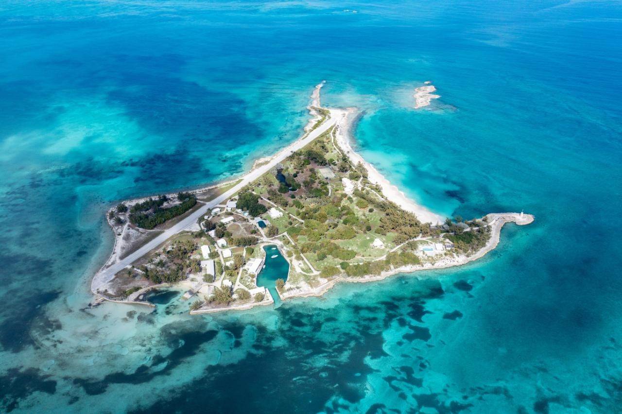 37. Private Islands for Sale at Whale Cay, Berry Islands Bahamas