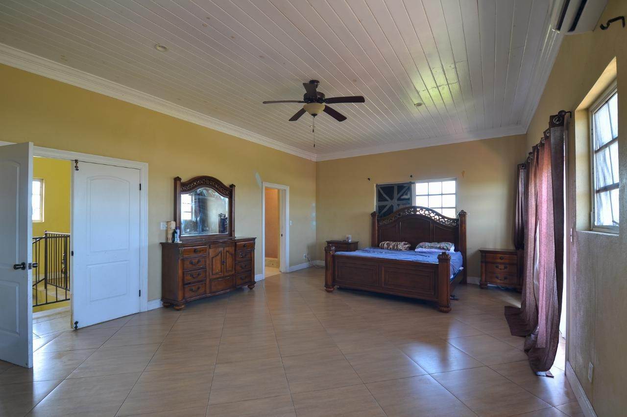 8. Single Family Homes for Sale at Carmichael Road, Nassau and Paradise Island Bahamas
