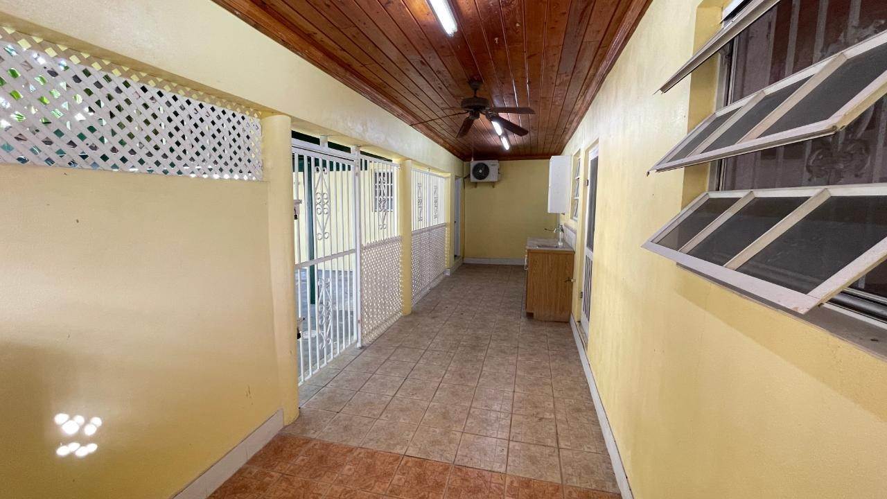16. Single Family Homes for Sale at Monastery Park, Nassau and Paradise Island Bahamas