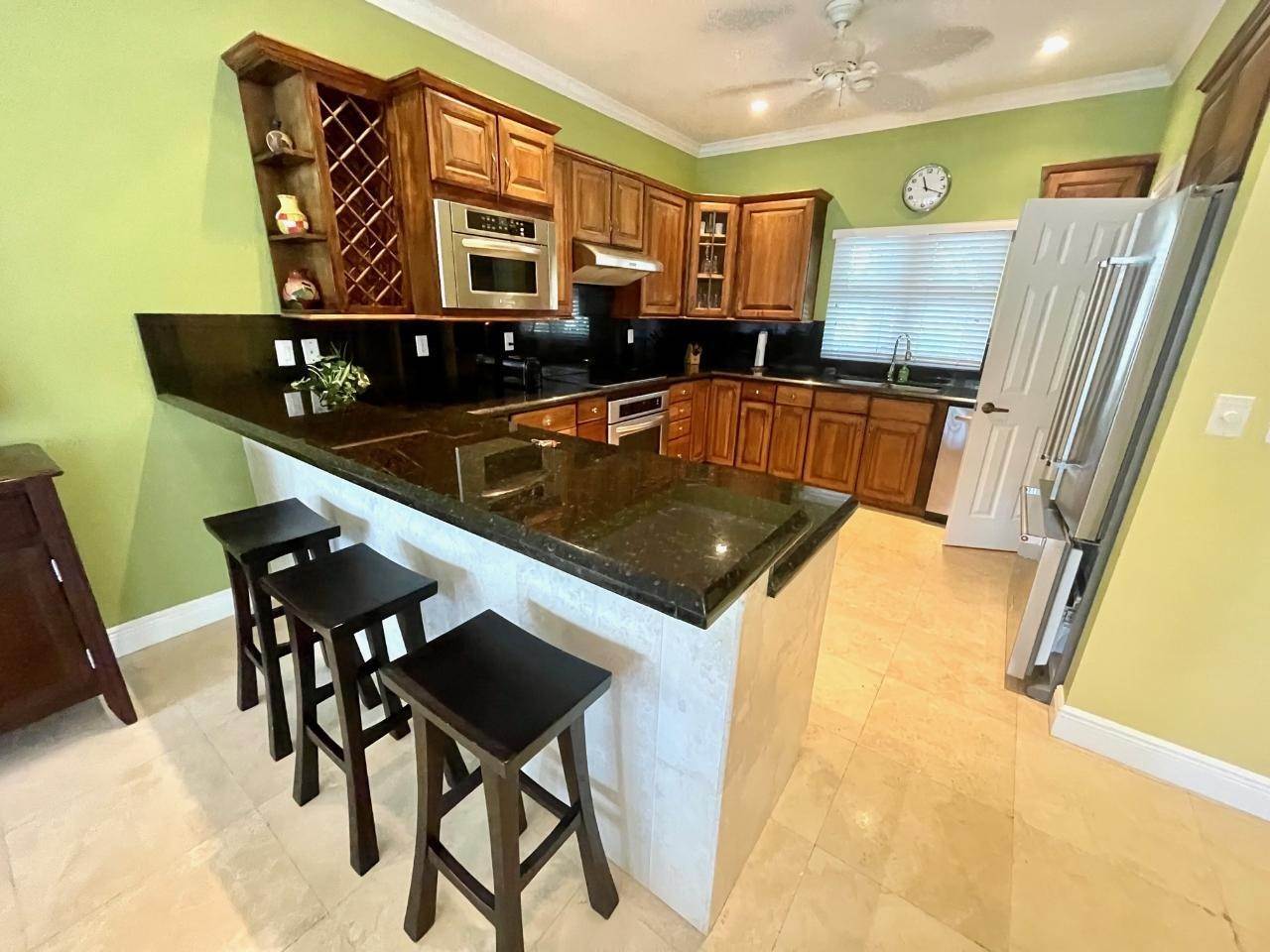 12. Single Family Homes for Rent at Lucaya, Freeport and Grand Bahama Bahamas