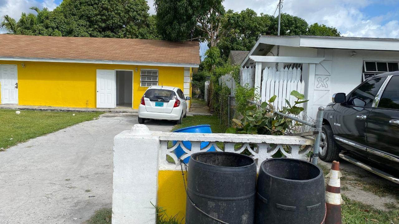 4. Single Family Homes for Sale at Pinewood Gardens, Nassau and Paradise Island Bahamas