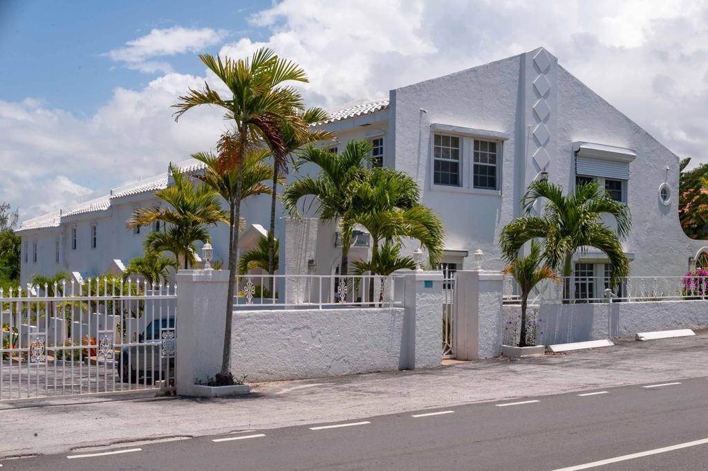 Multi-Family Homes for Sale at West Bay Street, Nassau and Paradise Island Bahamas