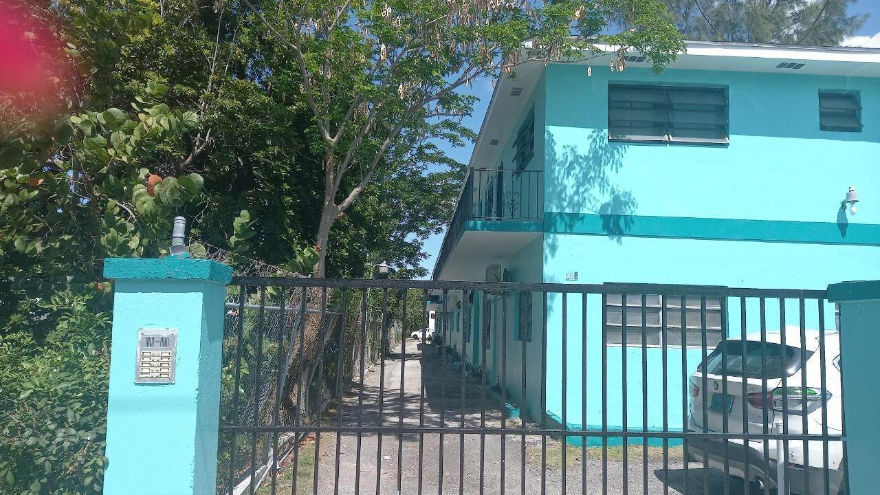 4. Single Family Homes for Sale at West Bay Street, Nassau and Paradise Island Bahamas