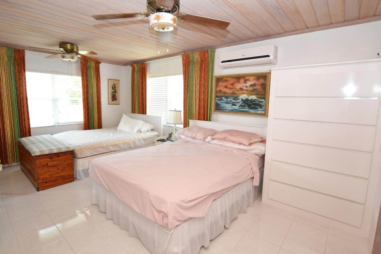 8. Single Family Homes for Sale at Spanish Wells, Eleuthera Bahamas