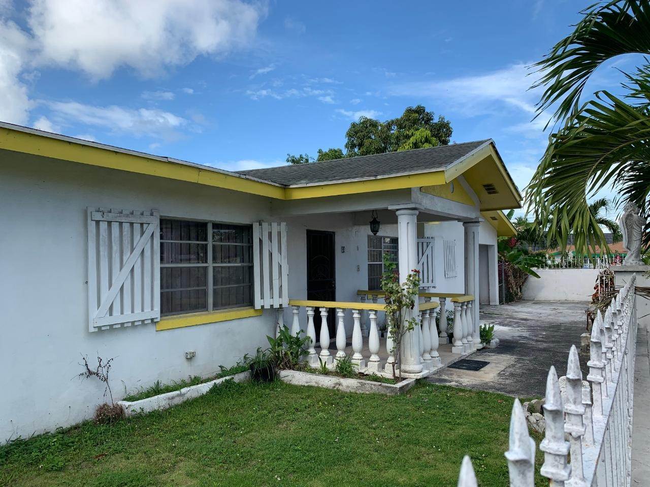 17. Single Family Homes for Sale at Blue Hill Road, Nassau and Paradise Island Bahamas