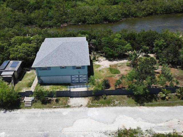 33. Single Family Homes for Sale at Whale Point, Eleuthera Bahamas