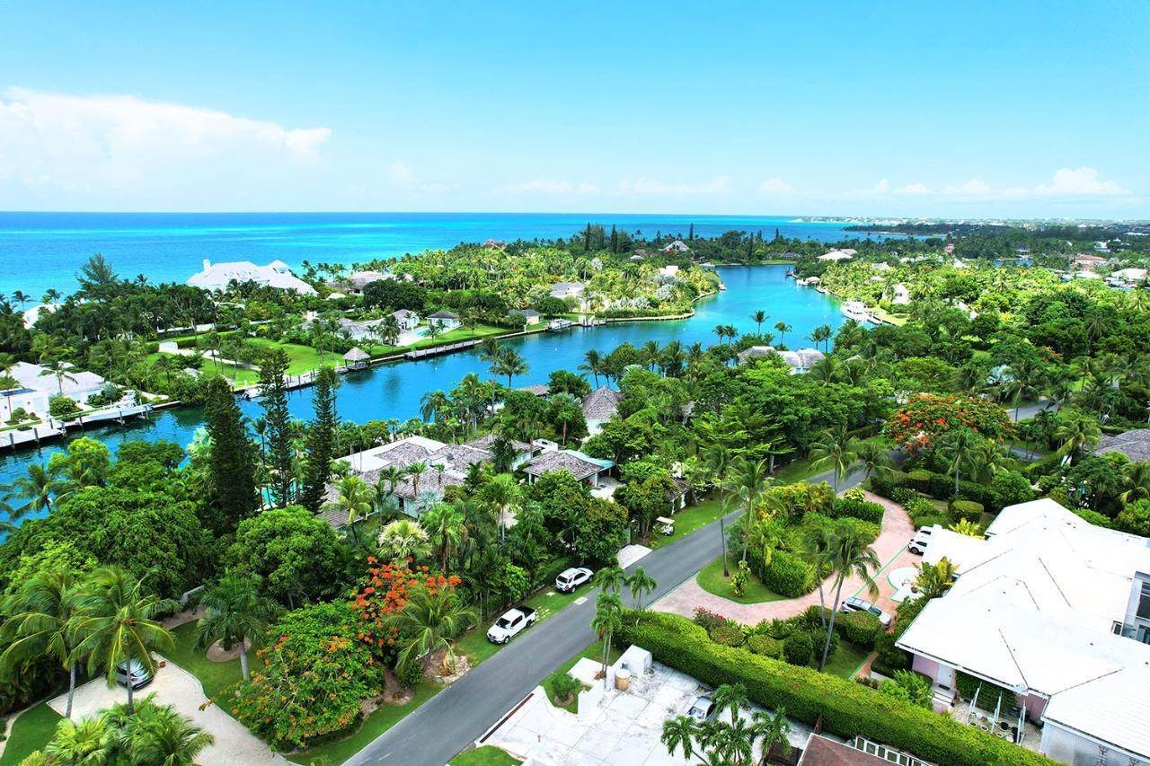 36. Single Family Homes for Sale at Lyford Cay, Nassau and Paradise Island Bahamas