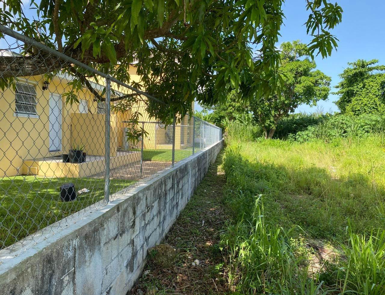 6. Land for Sale at Carmichael Road, Nassau and Paradise Island Bahamas
