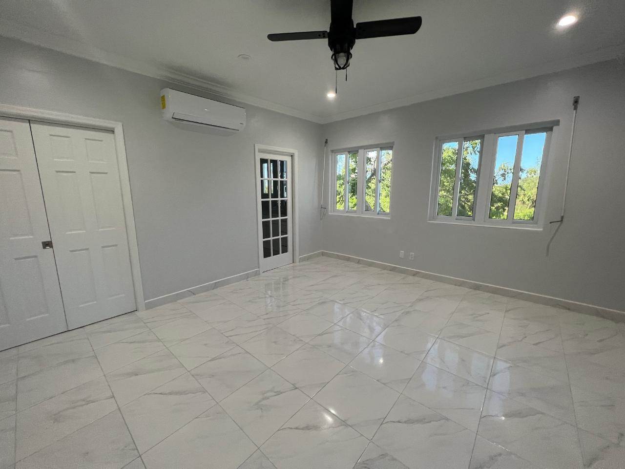 13. Single Family Homes for Rent at Yamacraw, Nassau and Paradise Island Bahamas