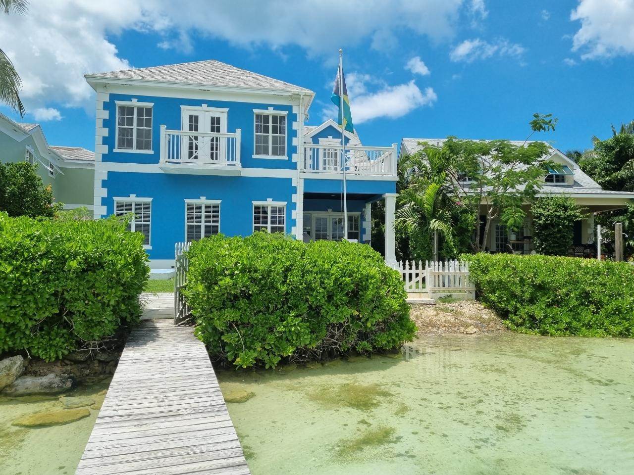27. Single Family Homes for Sale at Cable Beach, Nassau and Paradise Island Bahamas