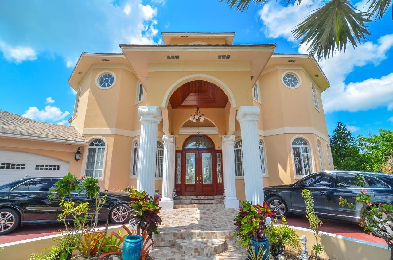 3. Single Family Homes for Sale at Lake Cunningham, Nassau and Paradise Island Bahamas