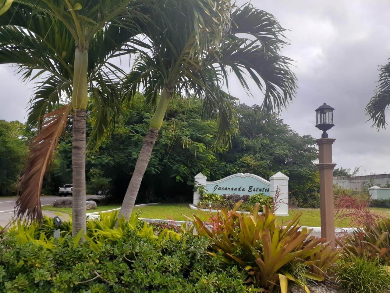 Single Family Homes for Rent at Jacaranda, Nassau and Paradise Island Bahamas