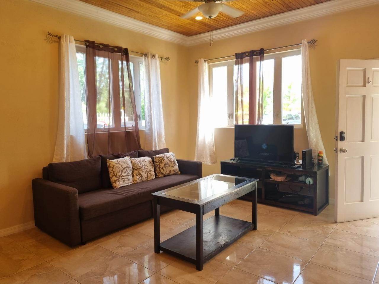 19. Condo for Sale at Coral Harbour, Nassau and Paradise Island Bahamas