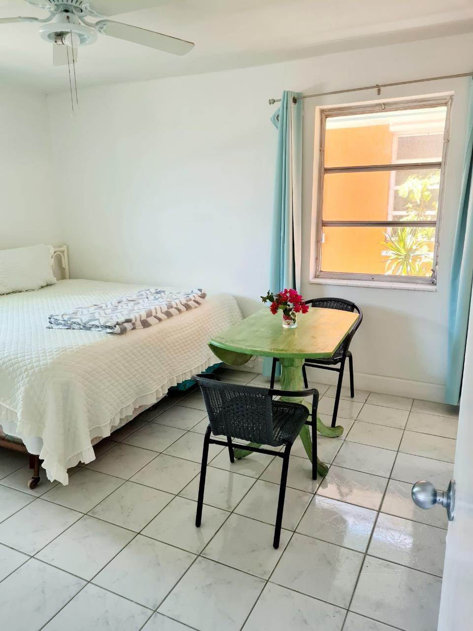 12. Single Family Homes for Rent at Treasure Cay, Abaco Bahamas