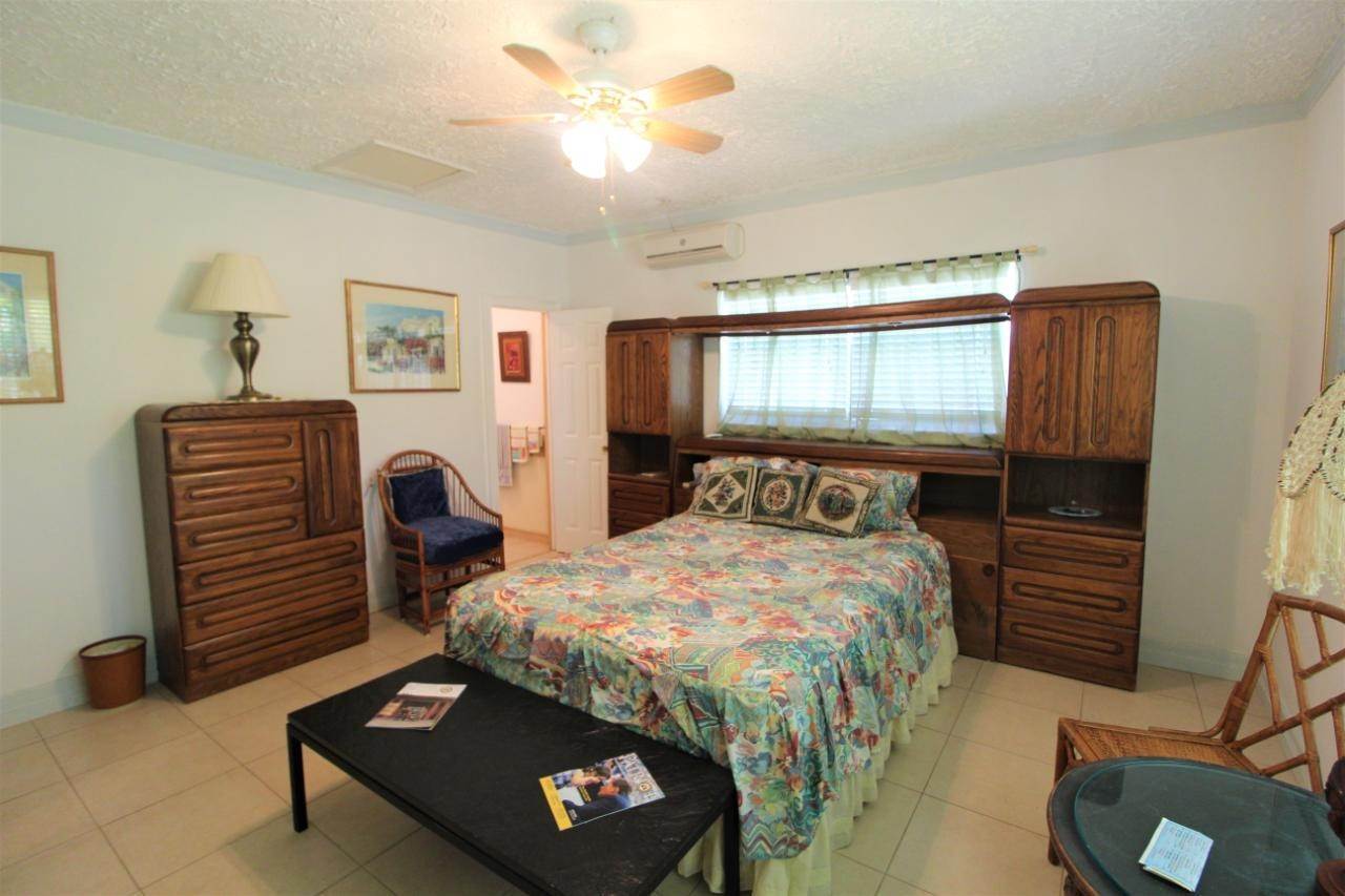 18. Single Family Homes for Sale at Lucaya, Freeport and Grand Bahama Bahamas