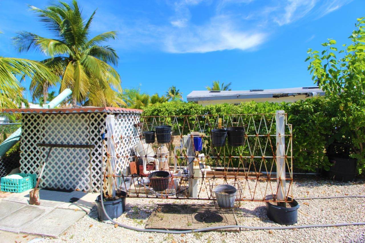 38. Single Family Homes for Sale at Lucaya, Freeport and Grand Bahama Bahamas