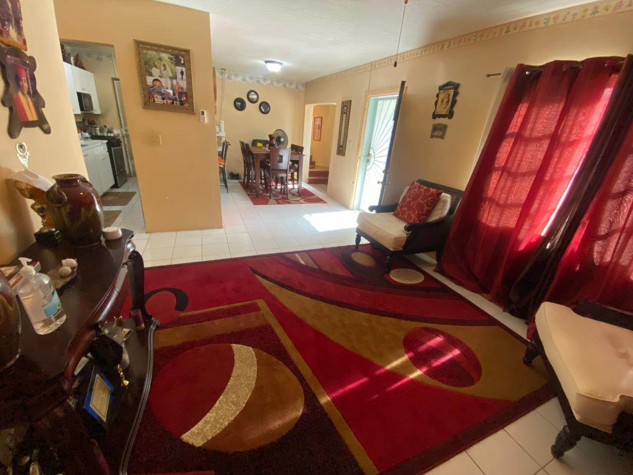 11. Single Family Homes for Sale at Eastern Road, Nassau and Paradise Island Bahamas