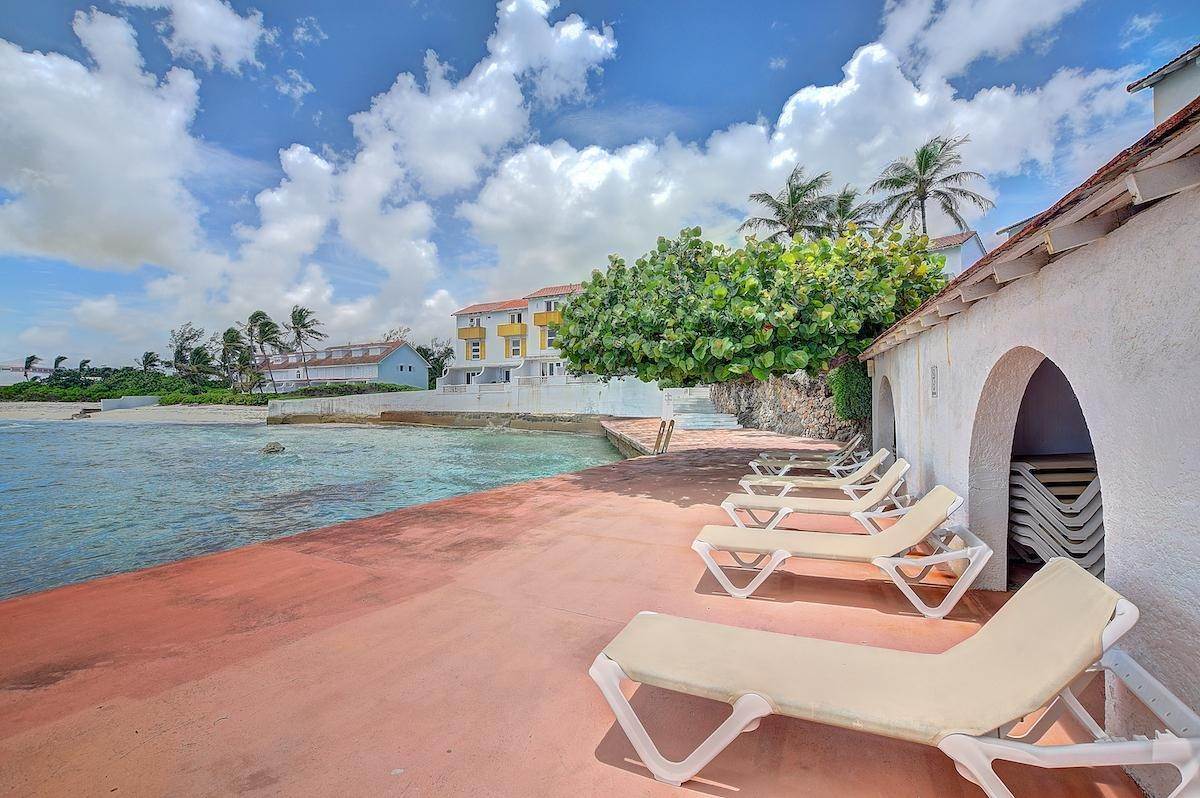 22. Condo for Sale at Cable Beach, Nassau and Paradise Island Bahamas